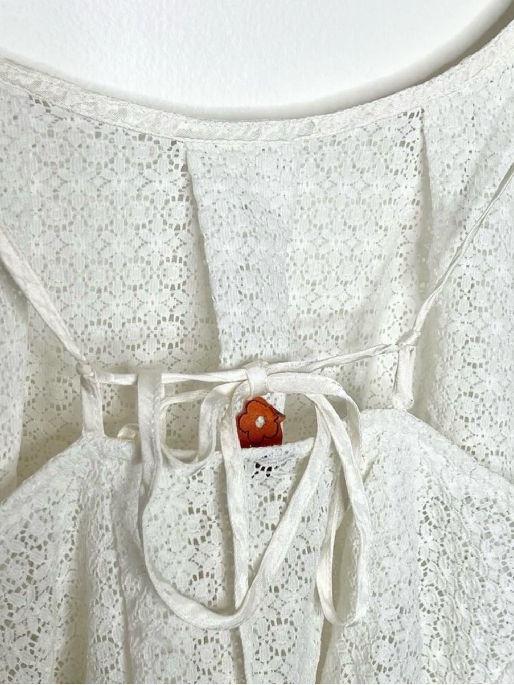 FARM Rio White Eyelet Ruffle Strap Tank - Picture 8 of 8